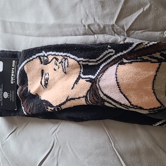 Starwars Rey Crew Socks - Picture 3 of 4
